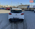Белый Рено Клио, объемом двигателя 1.46 л и пробегом 350 тыс. км за 4000 $, фото 4 на Automoto.ua