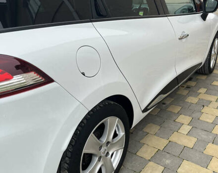 Белый Рено Клио, объемом двигателя 1.5 л и пробегом 260 тыс. км за 7550 $, фото 19 на Automoto.ua