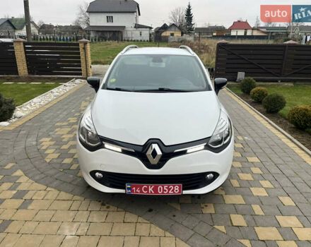 Белый Рено Клио, объемом двигателя 1.5 л и пробегом 260 тыс. км за 7550 $, фото 2 на Automoto.ua