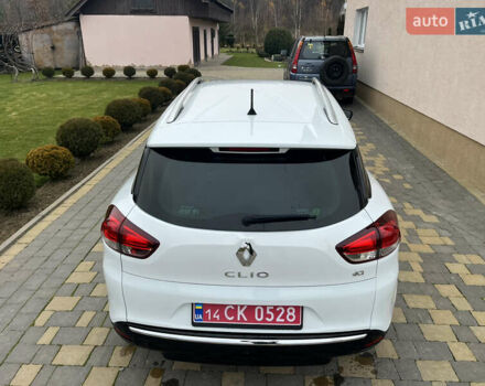 Белый Рено Клио, объемом двигателя 1.5 л и пробегом 260 тыс. км за 7550 $, фото 16 на Automoto.ua