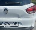 Білий Рено Кліо, об'ємом двигуна 1.5 л та пробігом 305 тис. км за 5500 $, фото 4 на Automoto.ua