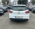 Белый Рено Клио, объемом двигателя 1.5 л и пробегом 250 тыс. км за 6898 $, фото 5 на Automoto.ua