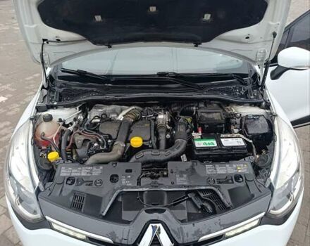 Белый Рено Клио, объемом двигателя 1.5 л и пробегом 237 тыс. км за 7500 $, фото 14 на Automoto.ua