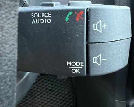 Білий Рено Кліо, об'ємом двигуна 1.5 л та пробігом 258 тис. км за 6700 $, фото 20 на Automoto.ua