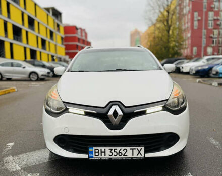 Белый Рено Клио, объемом двигателя 1.5 л и пробегом 286 тыс. км за 7000 $, фото 1 на Automoto.ua