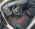Білий Рено Кліо, об'ємом двигуна 1.46 л та пробігом 220 тис. км за 6000 $, фото 9 на Automoto.ua