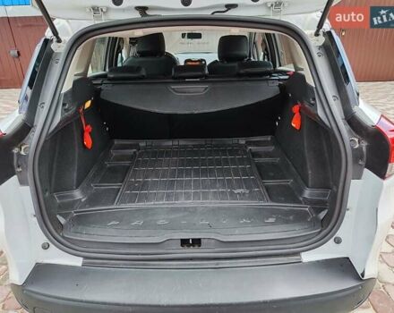 Белый Рено Клио, объемом двигателя 1.5 л и пробегом 240 тыс. км за 8200 $, фото 16 на Automoto.ua