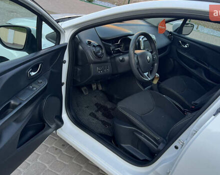 Білий Рено Кліо, об'ємом двигуна 1.5 л та пробігом 258 тис. км за 6700 $, фото 13 на Automoto.ua