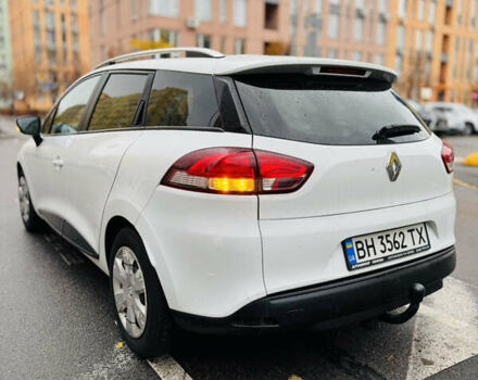 Белый Рено Клио, объемом двигателя 1.5 л и пробегом 286 тыс. км за 7000 $, фото 3 на Automoto.ua