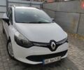 Белый Рено Клио, объемом двигателя 1.5 л и пробегом 259 тыс. км за 7400 $, фото 9 на Automoto.ua