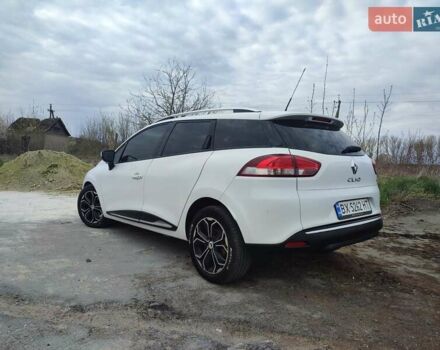 Білий Рено Кліо, об'ємом двигуна 1.5 л та пробігом 250 тис. км за 9000 $, фото 4 на Automoto.ua