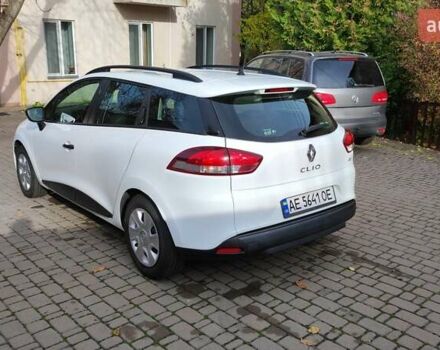 Белый Рено Клио, объемом двигателя 1.5 л и пробегом 259 тыс. км за 7400 $, фото 32 на Automoto.ua