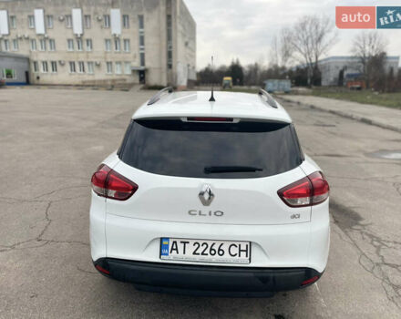 Белый Рено Клио, объемом двигателя 1.46 л и пробегом 265 тыс. км за 6400 $, фото 5 на Automoto.ua