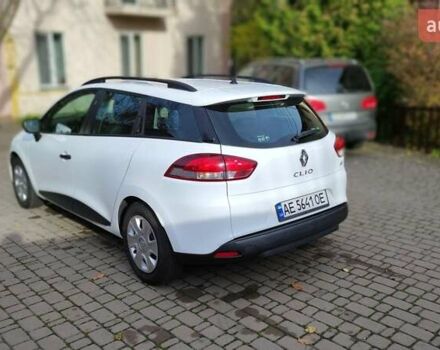 Белый Рено Клио, объемом двигателя 1.5 л и пробегом 259 тыс. км за 7400 $, фото 31 на Automoto.ua