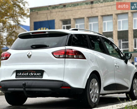 Белый Рено Клио, объемом двигателя 1.46 л и пробегом 280 тыс. км за 7699 $, фото 5 на Automoto.ua