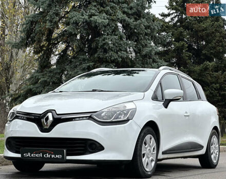 Белый Рено Клио, объемом двигателя 1.46 л и пробегом 280 тыс. км за 7699 $, фото 2 на Automoto.ua