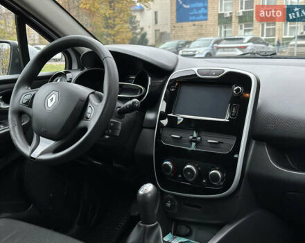 Белый Рено Клио, объемом двигателя 1.46 л и пробегом 280 тыс. км за 7699 $, фото 8 на Automoto.ua