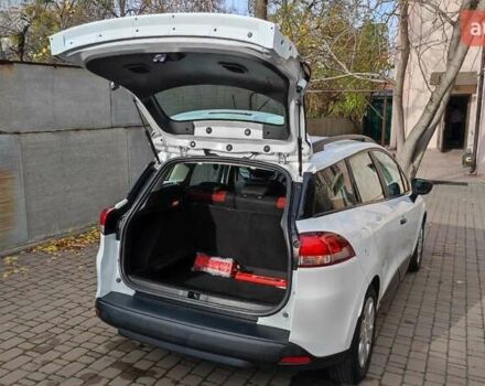 Белый Рено Клио, объемом двигателя 1.5 л и пробегом 259 тыс. км за 7400 $, фото 51 на Automoto.ua