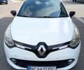 Белый Рено Клио, объемом двигателя 1.5 л и пробегом 248 тыс. км за 8200 $, фото 6 на Automoto.ua