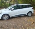 Белый Рено Клио, объемом двигателя 1.5 л и пробегом 220 тыс. км за 3300 $, фото 8 на Automoto.ua