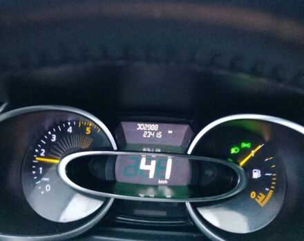 Белый Рено Клио, объемом двигателя 1.5 л и пробегом 300 тыс. км за 7300 $, фото 9 на Automoto.ua