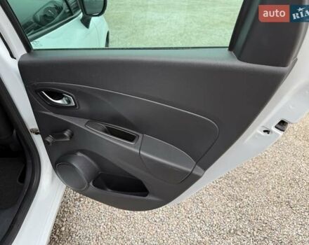 Білий Рено Кліо, об'ємом двигуна 1.46 л та пробігом 142 тис. км за 9500 $, фото 11 на Automoto.ua