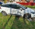 Білий Рено Кліо, об'ємом двигуна 1.5 л та пробігом 262 тис. км за 8000 $, фото 3 на Automoto.ua