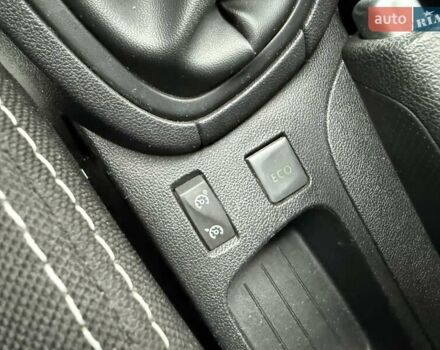 Білий Рено Кліо, об'ємом двигуна 1.46 л та пробігом 142 тис. км за 9500 $, фото 26 на Automoto.ua