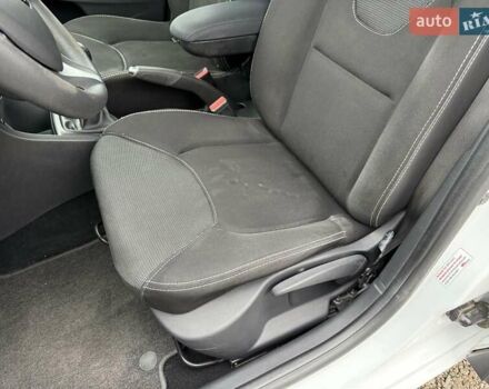 Білий Рено Кліо, об'ємом двигуна 1.46 л та пробігом 142 тис. км за 9500 $, фото 8 на Automoto.ua