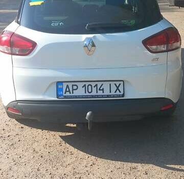 Белый Рено Клио, объемом двигателя 1.5 л и пробегом 240 тыс. км за 8800 $, фото 7 на Automoto.ua