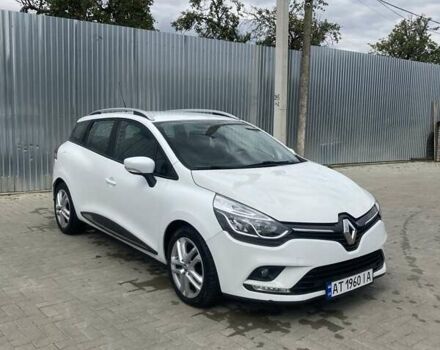 Белый Рено Клио, объемом двигателя 1.5 л и пробегом 183 тыс. км за 7500 $, фото 15 на Automoto.ua