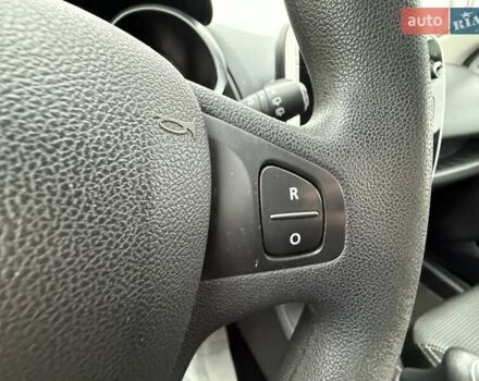 Білий Рено Кліо, об'ємом двигуна 1.46 л та пробігом 142 тис. км за 9500 $, фото 24 на Automoto.ua