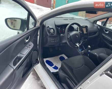 Білий Рено Кліо, об'ємом двигуна 1.5 л та пробігом 126 тис. км за 9450 $, фото 5 на Automoto.ua