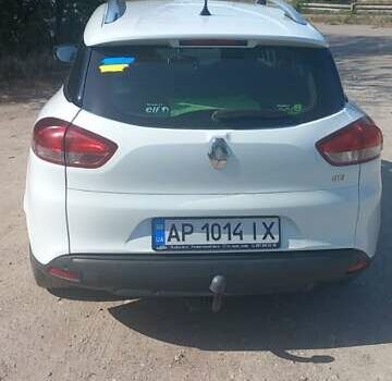 Белый Рено Клио, объемом двигателя 1.5 л и пробегом 240 тыс. км за 8800 $, фото 6 на Automoto.ua