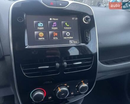 Білий Рено Кліо, об'ємом двигуна 1.5 л та пробігом 126 тис. км за 8975 $, фото 36 на Automoto.ua