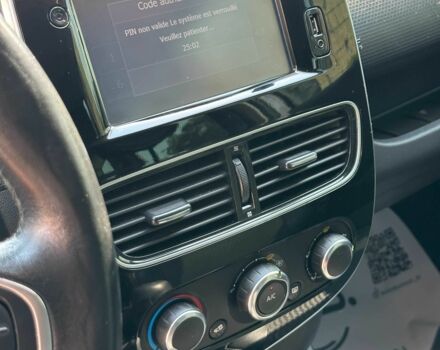 Белый Рено Клио, объемом двигателя 1.5 л и пробегом 197 тыс. км за 8700 $, фото 16 на Automoto.ua