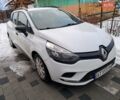 Белый Рено Клио, объемом двигателя 1.5 л и пробегом 200 тыс. км за 7999 $, фото 2 на Automoto.ua