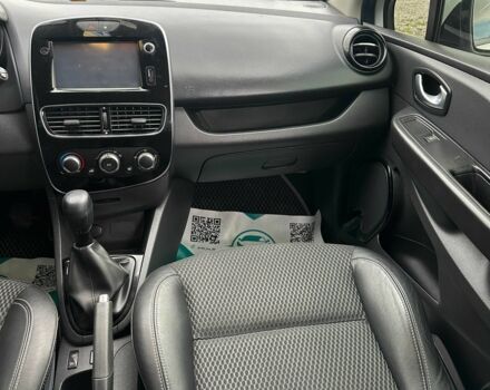 Белый Рено Клио, объемом двигателя 1.5 л и пробегом 197 тыс. км за 8700 $, фото 7 на Automoto.ua