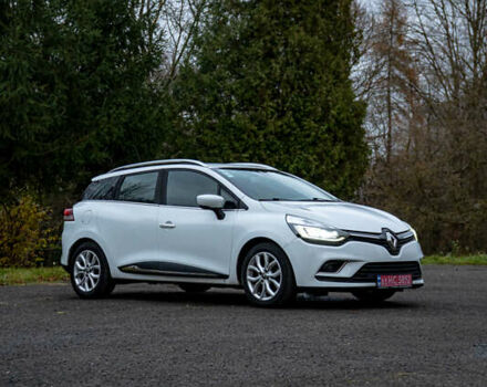 Белый Рено Клио, объемом двигателя 1.5 л и пробегом 192 тыс. км за 9700 $, фото 2 на Automoto.ua