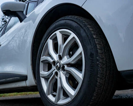 Белый Рено Клио, объемом двигателя 1.5 л и пробегом 192 тыс. км за 9700 $, фото 11 на Automoto.ua