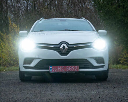 Белый Рено Клио, объемом двигателя 1.5 л и пробегом 192 тыс. км за 9700 $, фото 8 на Automoto.ua