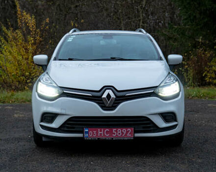 Белый Рено Клио, объемом двигателя 1.5 л и пробегом 192 тыс. км за 9700 $, фото 7 на Automoto.ua