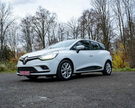 Белый Рено Клио, объемом двигателя 1.5 л и пробегом 192 тыс. км за 9700 $, фото 6 на Automoto.ua