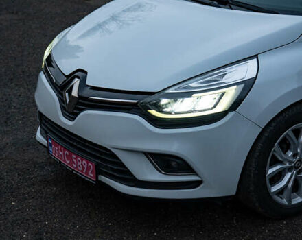 Белый Рено Клио, объемом двигателя 1.5 л и пробегом 192 тыс. км за 9700 $, фото 9 на Automoto.ua