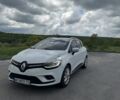 Белый Рено Клио, объемом двигателя 1.5 л и пробегом 280 тыс. км за 8800 $, фото 1 на Automoto.ua