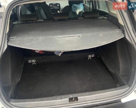 Білий Рено Кліо, об'ємом двигуна 1.46 л та пробігом 199 тис. км за 8700 $, фото 2 на Automoto.ua