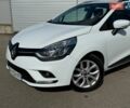 Белый Рено Клио, объемом двигателя 1.5 л и пробегом 229 тыс. км за 10000 $, фото 4 на Automoto.ua