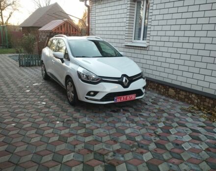 Белый Рено Клио, объемом двигателя 0 л и пробегом 189 тыс. км за 8950 $, фото 1 на Automoto.ua