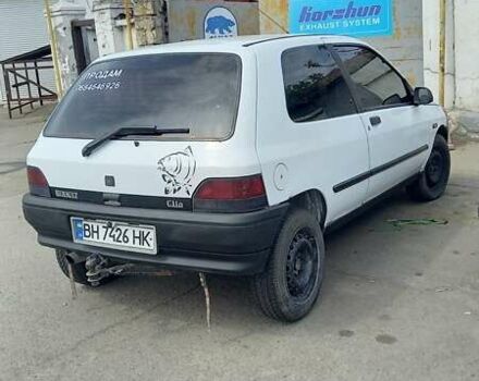Рено Клио 1993 в Одессе на Automoto.ua Белый Рено Клио, объемом двигателя 1.17 л и пробегом 390 тыс. км за 2500 $, фото 1 на Automoto.ua