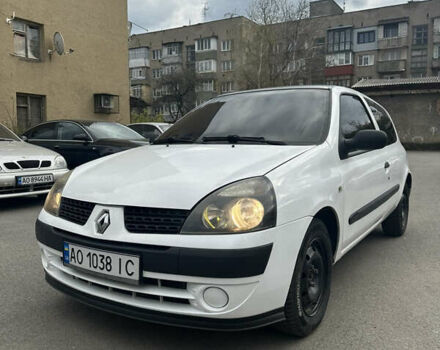 Белый Рено Клио, объемом двигателя 1.46 л и пробегом 190 тыс. км за 2700 $, фото 1 на Automoto.ua